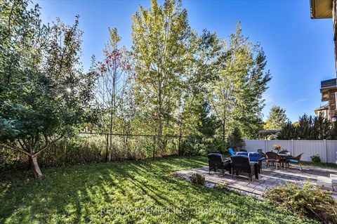 Photo 36 at 64 Heintzman Crescent, Patterson, Vaughan