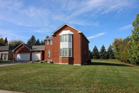 Photo 4 at 175 Treegrove Circle, Hills of St Andrew, Aurora