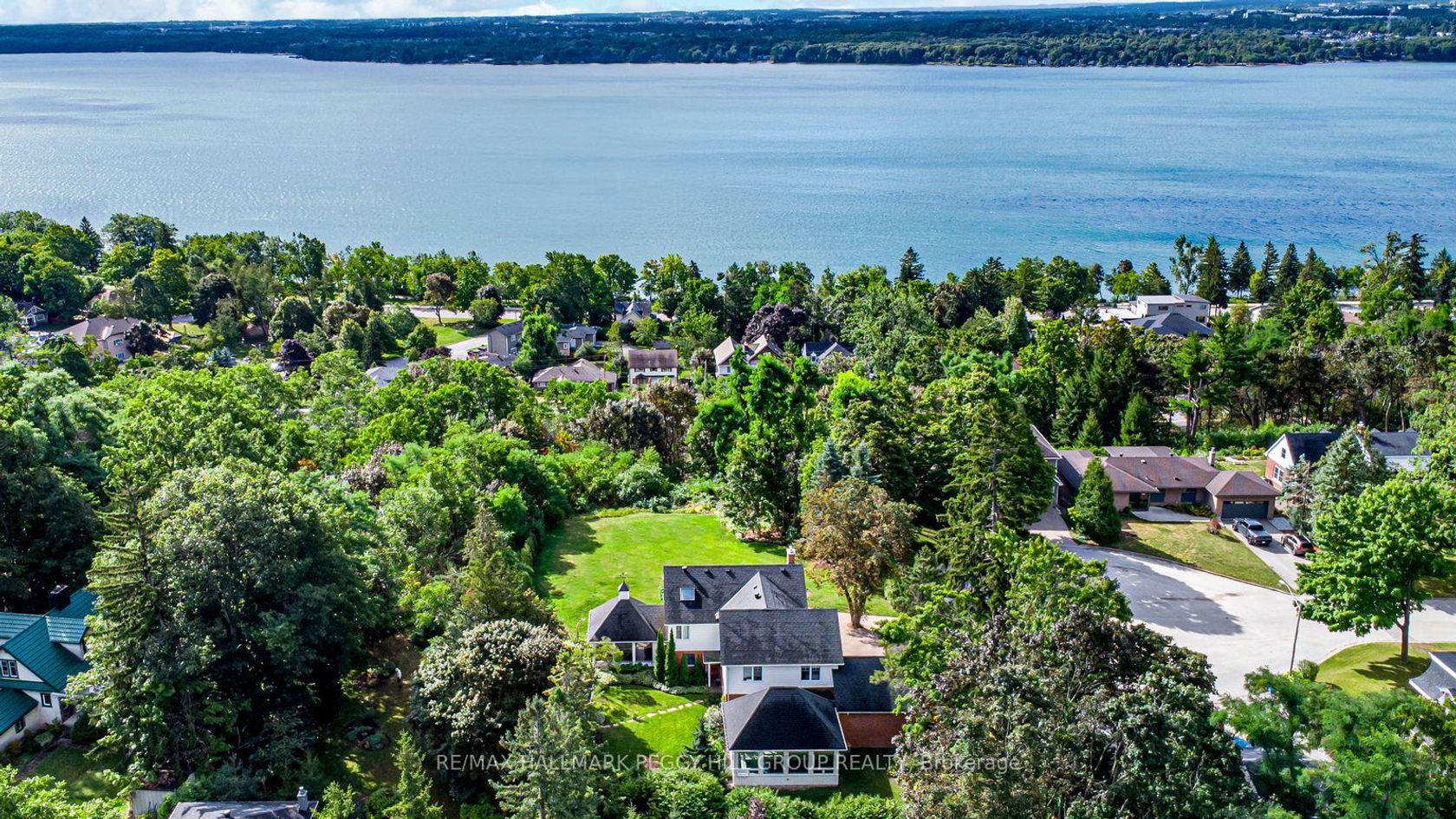 150 Collingwood Street, Codrington, Barrie photo number 2