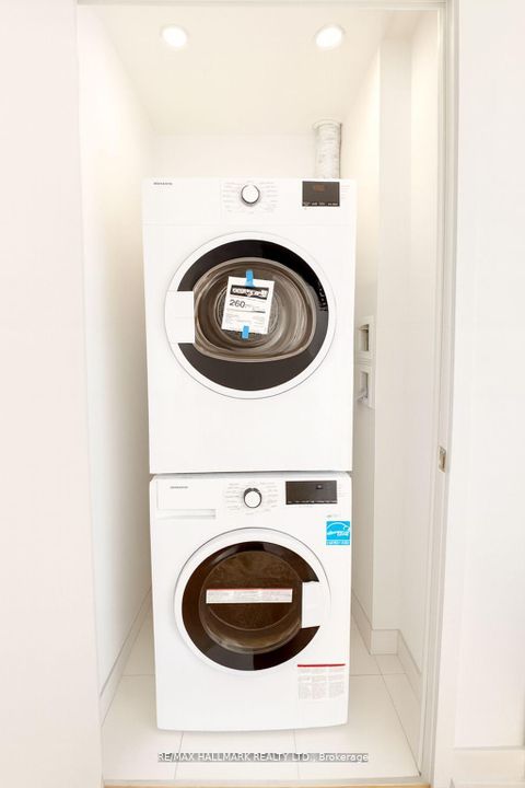 Photo 15 at 1302 - 2920 highway 7 Road, Concord, Vaughan