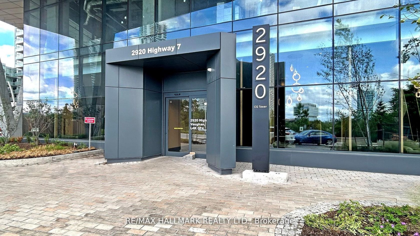 1302 - 2920 highway 7 Road, Concord, Vaughan photo number 2