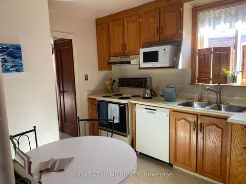 Photo 2 at 82 Cedarcrest Boulevard, Parkview, Toronto