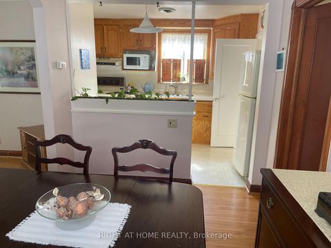 Photo 5 at 82 Cedarcrest Boulevard, Parkview, Toronto