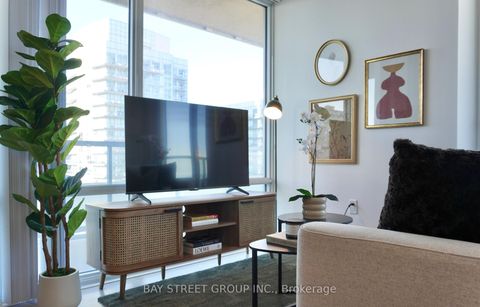 Photo 9 at 3219 - 50 Dunfield Avenue, Mount Pleasant West, Toronto