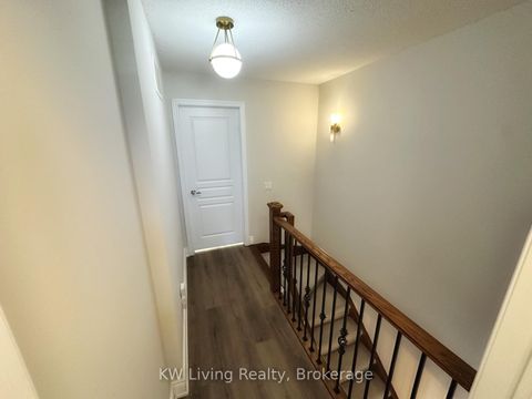 Photo 16 at 15 - 70 Byng Avenue, Willowdale East, Toronto