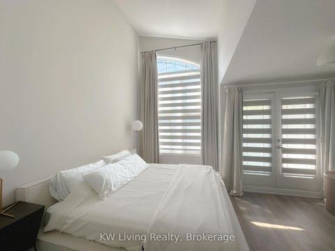 Photo 17 at 15 - 70 Byng Avenue, Willowdale East, Toronto