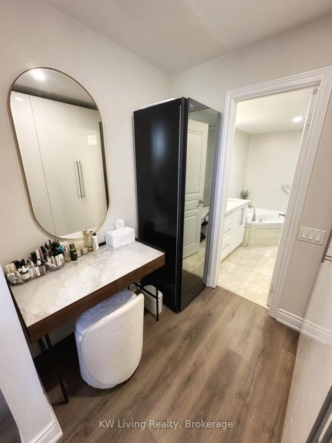 Photo 19 at 15 - 70 Byng Avenue, Willowdale East, Toronto