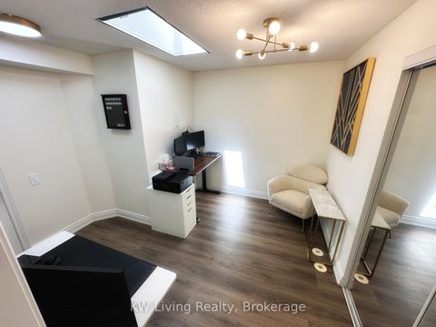 Photo 23 at 15 - 70 Byng Avenue, Willowdale East, Toronto