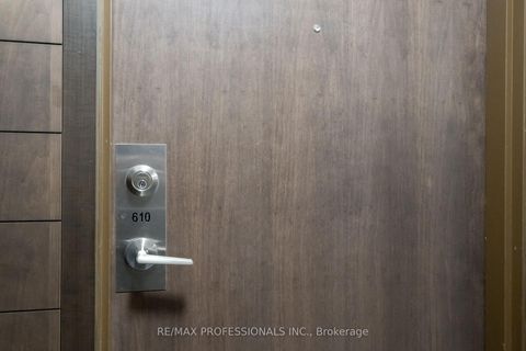 Photo 3 at 610 - 205 Sherway Gardens Road, City Centre West, Toronto