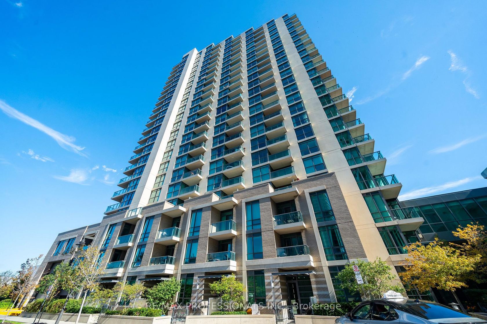 610 - 205 Sherway Gardens Road, City Centre West, Toronto 