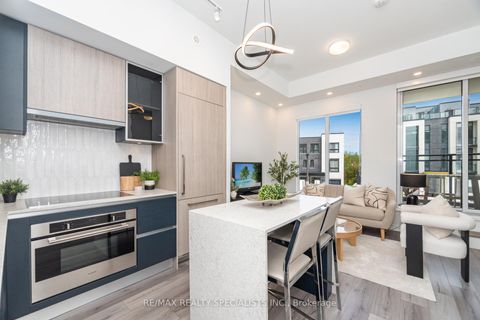 Photo 1 at TH 132 - 3020 Trailside Drive, GO Glenorchy, Oakville