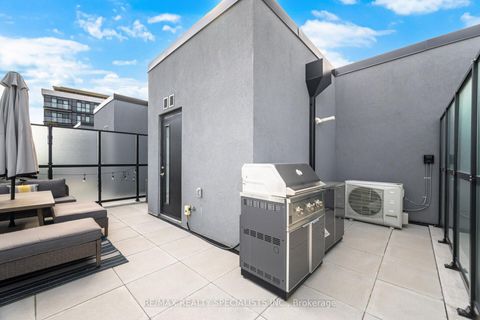 Photo 18 at TH 132 - 3020 Trailside Drive, GO Glenorchy, Oakville