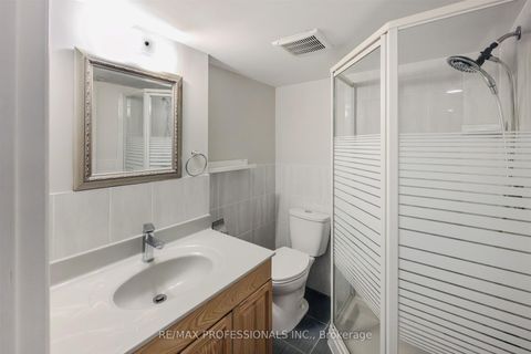 Photo 31 at 81 Millborough Crescent, West Deane, Toronto