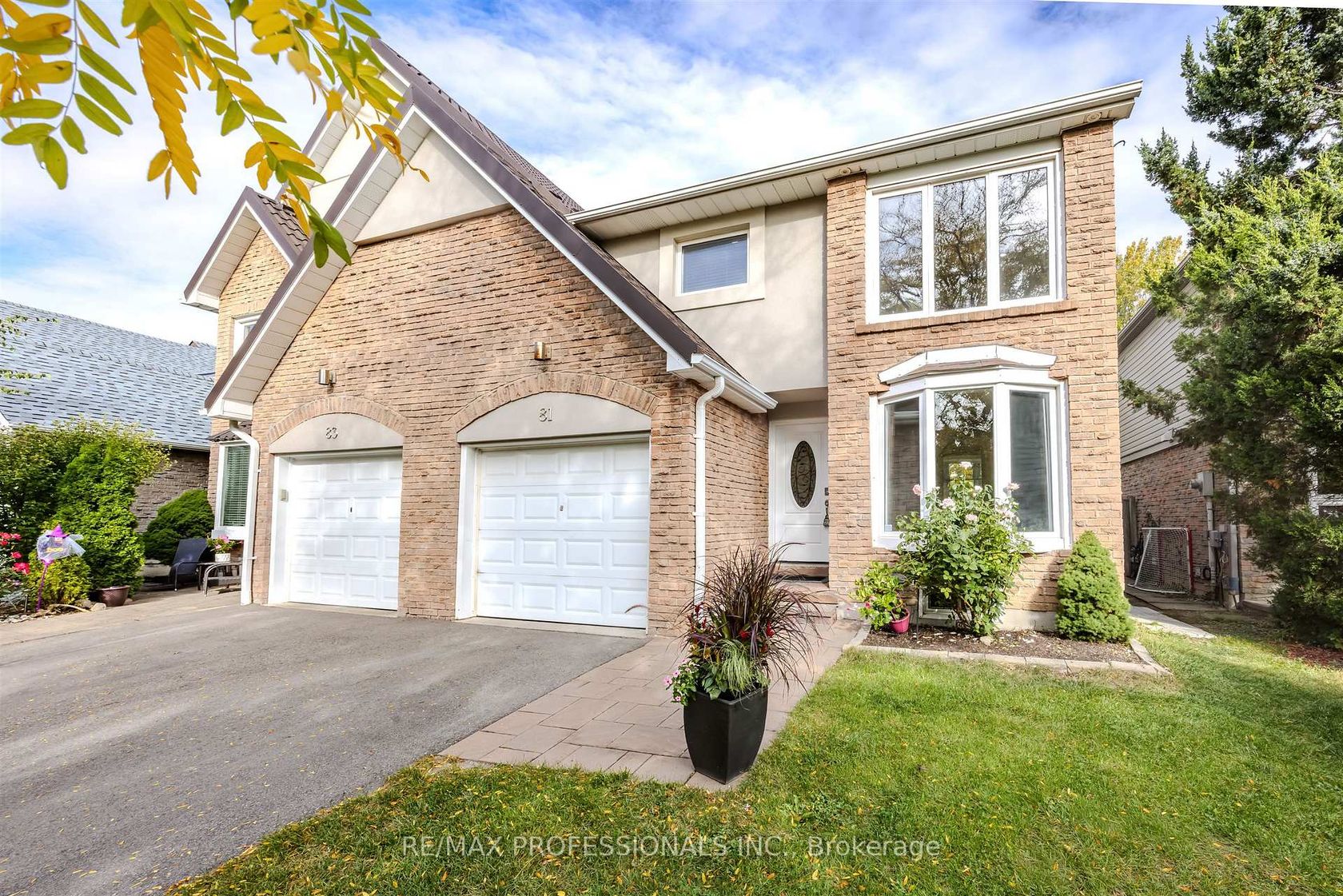 81 Millborough Crescent, West Deane, Toronto 