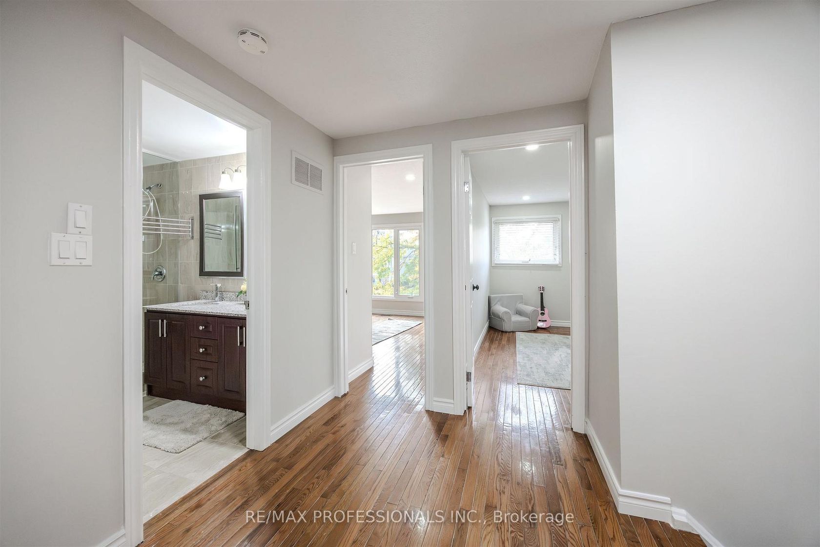 Photo 16 at 81 Millborough Crescent, West Deane, Toronto Photo 16 at 81 Millborough Crescent, West Deane, Toronto