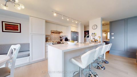 Photo 12 at 315 - 81 Navy Wharf Court, Waterfront Communities C1, Toronto