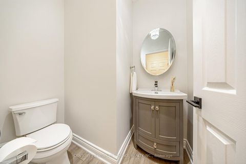 Photo 20 at 170 Roxton Road, RO River Oaks, Oakville