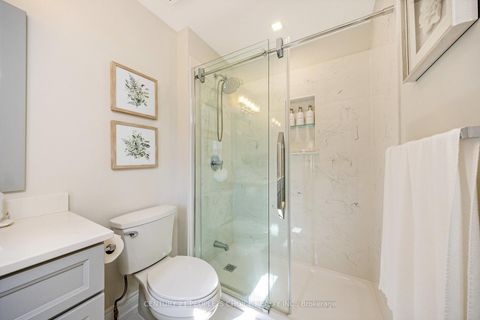 Photo 25 at 170 Roxton Road, RO River Oaks, Oakville