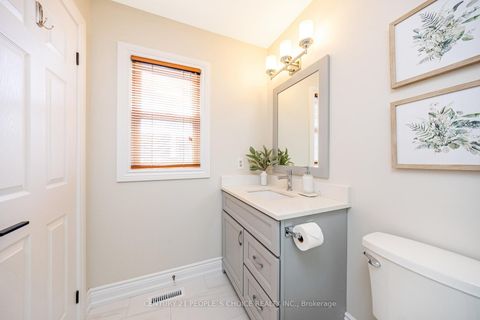 Photo 26 at 170 Roxton Road, RO River Oaks, Oakville