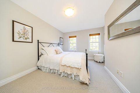 Photo 27 at 170 Roxton Road, RO River Oaks, Oakville