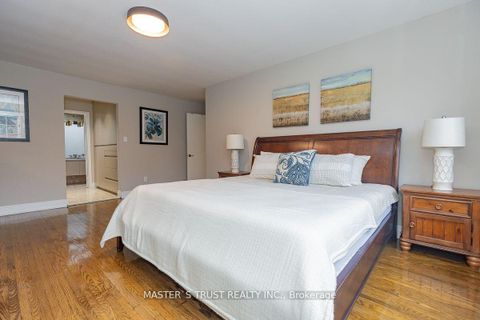 Photo 9 at 153 Banbury Road, Don Mills, Toronto