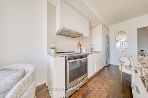 Photo 12 at 1103 - 101 Charles Street E, Yonge Corridor, Toronto Photo 12 at 1103 - 101 Charles Street E, Yonge Corridor, Toronto