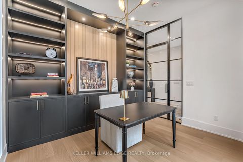 Photo 7 at 144 Mansfield Drive, CP College Park, Oakville