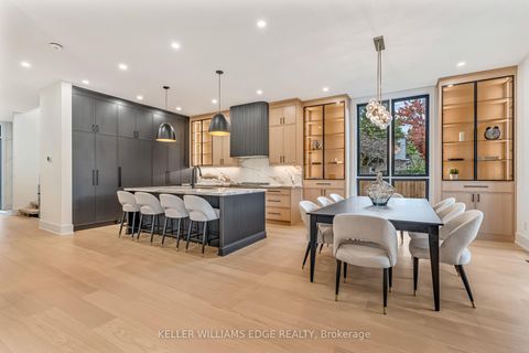 Photo 11 at 144 Mansfield Drive, CP College Park, Oakville