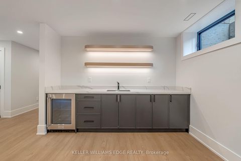 Photo 19 at 144 Mansfield Drive, CP College Park, Oakville