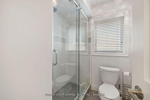 Photo 17 at 19 Langtry Place, Uplands, Vaughan