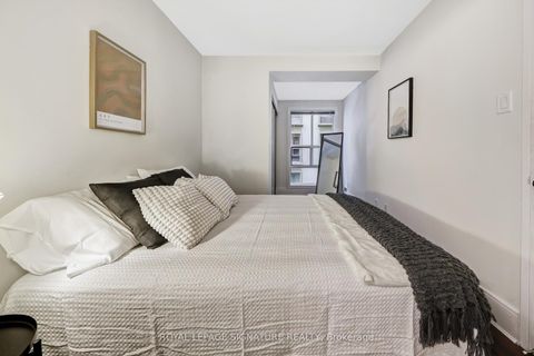 Photo 14 at 310 - 88 Charles Street E, Yonge Corridor, Toronto