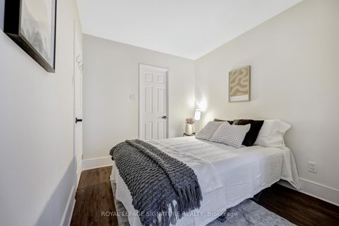 Photo 17 at 310 - 88 Charles Street E, Yonge Corridor, Toronto