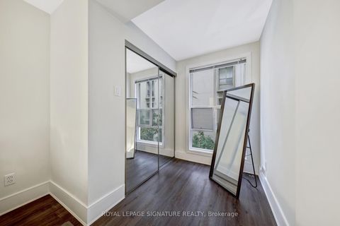 Photo 18 at 310 - 88 Charles Street E, Yonge Corridor, Toronto