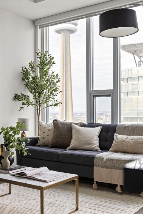 Photo 9 at 6312 - 10 York Street, Waterfront Communities C1, Toronto