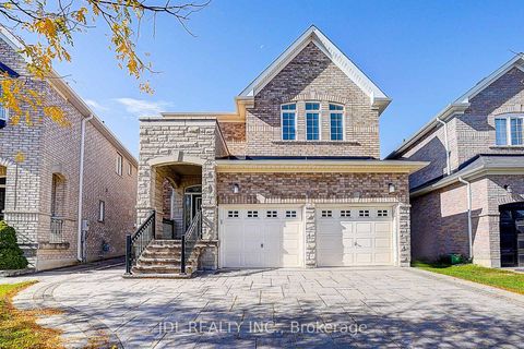 Photo 0 at 26 Santa Amato Crescent, Patterson, Vaughan