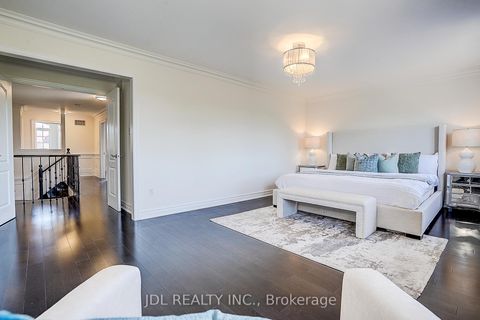 Photo 28 at 26 Santa Amato Crescent, Patterson, Vaughan