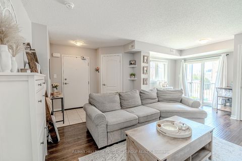 Photo 6 at 7 - 25 Madelaine Drive, Painswick South, Barrie Photo 6 at 7 - 25 Madelaine Drive, Painswick South, Barrie