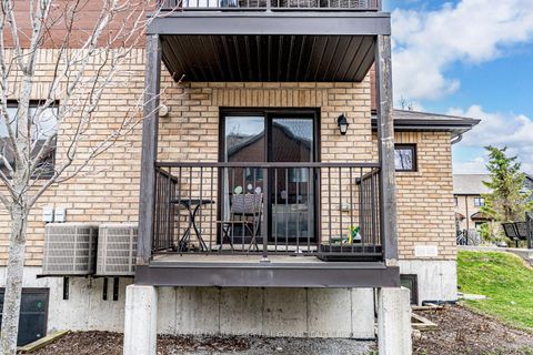 Photo 14 at 7 - 25 Madelaine Drive, Painswick South, Barrie Photo 14 at 7 - 25 Madelaine Drive, Painswick South, Barrie