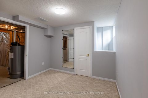 Photo 17 at 23 Srigley Street, Holly, Barrie