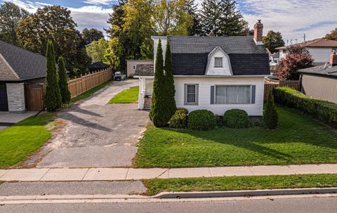 Photo 3 at 132 High Street, Bowmanville, Clarington