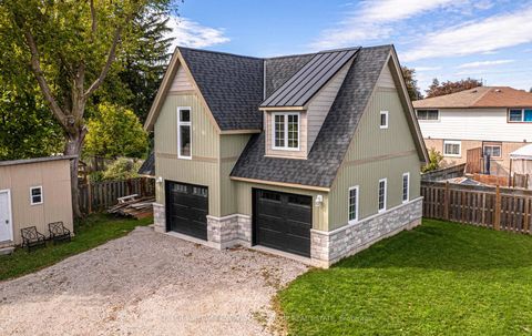 Photo 5 at 132 High Street, Bowmanville, Clarington