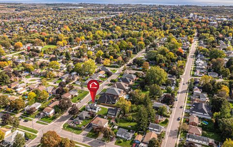 Photo 8 at 132 High Street, Bowmanville, Clarington