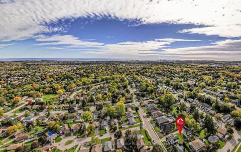 Photo 9 at 132 High Street, Bowmanville, Clarington