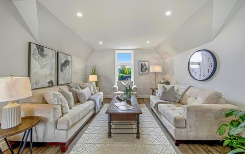 Photo 11 at 132 High Street, Bowmanville, Clarington