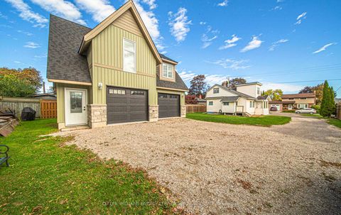 Photo 40 at 132 High Street, Bowmanville, Clarington