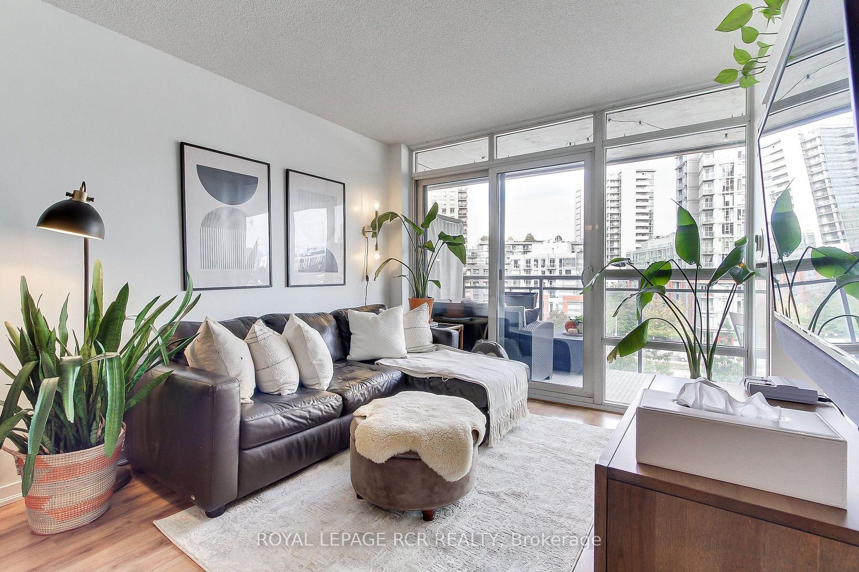 Photo 16 at 623 - 38 Joe Shuster Way, South Parkdale, Toronto Photo 16 at 623 - 38 Joe Shuster Way, South Parkdale, Toronto