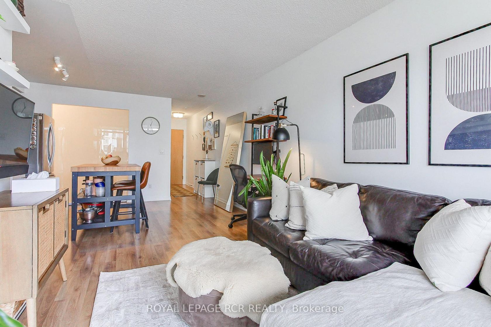 Photo 19 at 623 - 38 Joe Shuster Way, South Parkdale, Toronto Photo 19 at 623 - 38 Joe Shuster Way, South Parkdale, Toronto