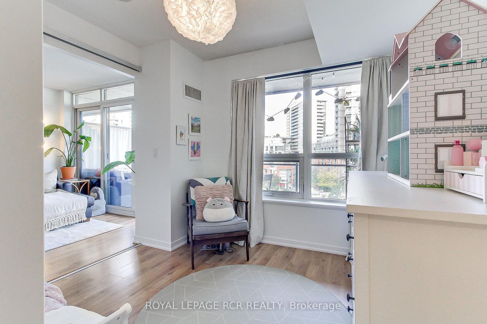 Photo 27 at 623 - 38 Joe Shuster Way, South Parkdale, Toronto Photo 27 at 623 - 38 Joe Shuster Way, South Parkdale, Toronto