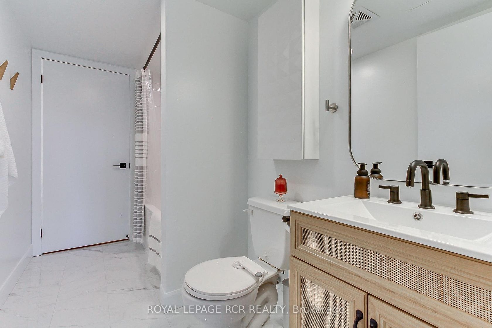 Photo 28 at 623 - 38 Joe Shuster Way, South Parkdale, Toronto Photo 28 at 623 - 38 Joe Shuster Way, South Parkdale, Toronto