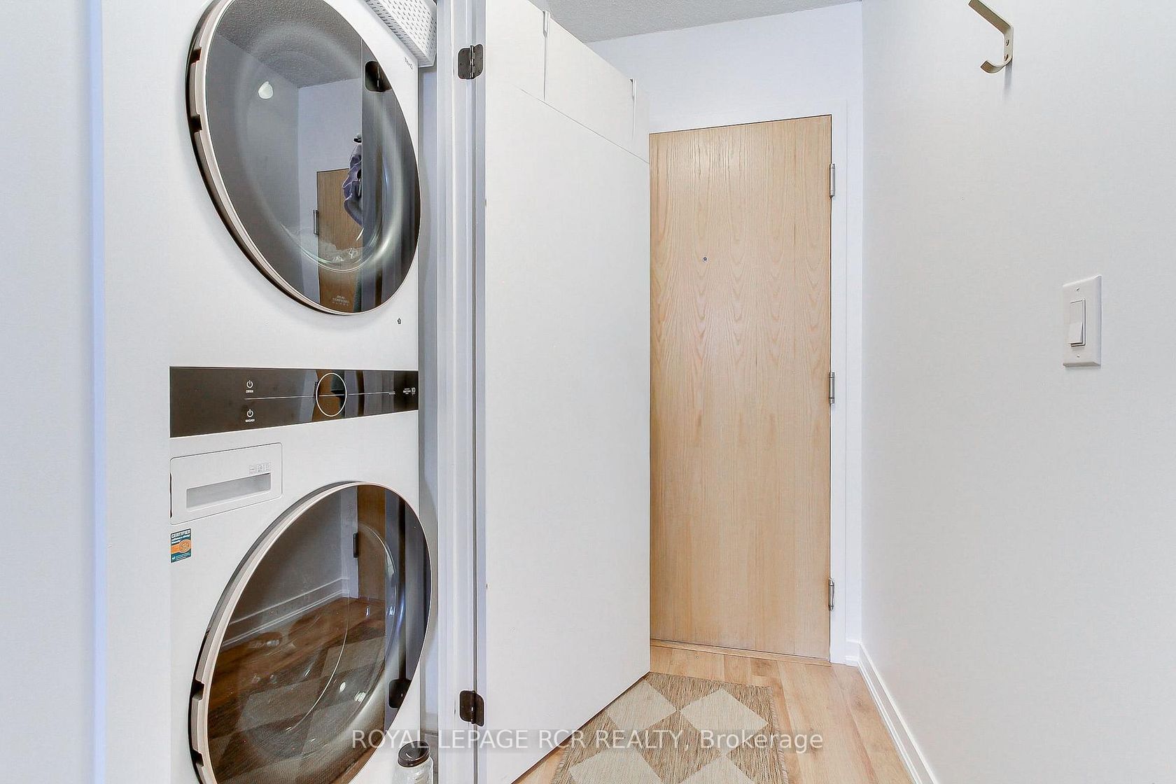 Photo 31 at 623 - 38 Joe Shuster Way, South Parkdale, Toronto Photo 31 at 623 - 38 Joe Shuster Way, South Parkdale, Toronto